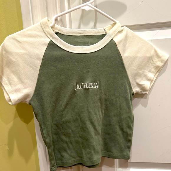 Tilly’s California Baby Tee - Picture 1 of 2